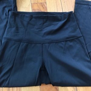 Lulu lemon 7/8 black leggings